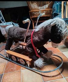 Cavallo a dondolo peluche con ruote vintage