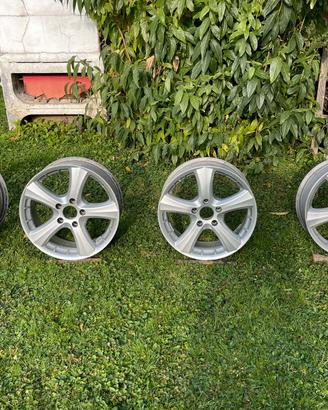 Cerchi in lega BMW da 17“