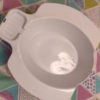 Bidet portatile in plastica con portasapone
