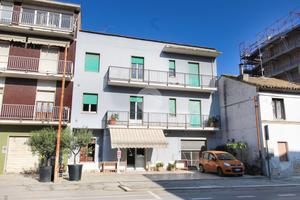 CASA SEMINDIPENDENTE A SAN BENEDETTO DEL TRONTO