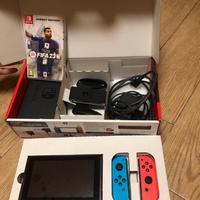 Nintendo Swicht,  come nuova. Con 5 giochi.