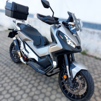 Honda x-adv 750