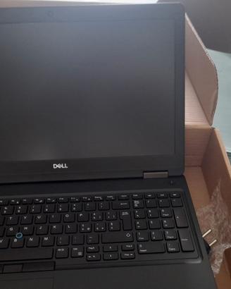 Notebook DELL latitude 5580