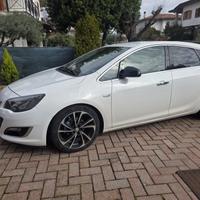 Opel Astra 1.4 Turbo 140CV 5 porte GPL Tech Cosmo