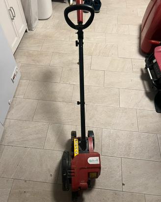 Bordatrice per filo robot tagliaerba