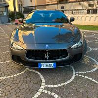 Maserati Ghibli 3.0 V6 275 cv Granlusso