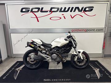 Ducati Monster 696