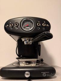 Macchina caffè Illy X1 Iperespresso come nuova