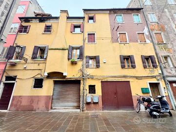 4 LOCALI A CHIOGGIA