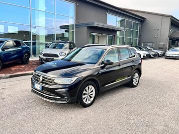 VOLKSWAGEN Tiguan 1.5 TSI ACT Life