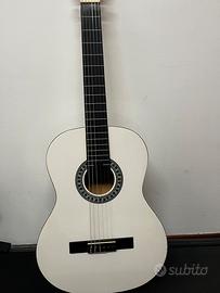 Chitarra acustica