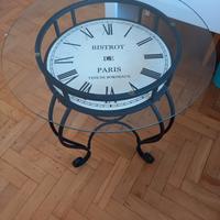 Tavolino da caffè con orologio vintage 