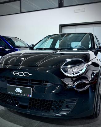 Fiat 600 1.2 110cv Hybrid DCT Icon