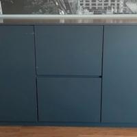 Credenza moderna grigia 