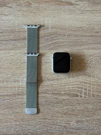 Apple Watch SE (2ª generazione) 44mm GPS 