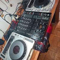 2 cd pioneer 800 + mixer behrigher 4 canali