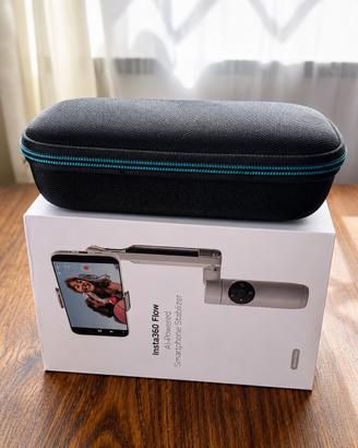 Insta360 flow + accessori