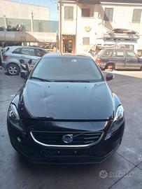 VOLVO V40 1.6 D - ANNO 2013 - PER RICAMBO