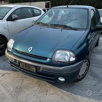 Ricambi usati per Renault Clio 1.1.benz 1997