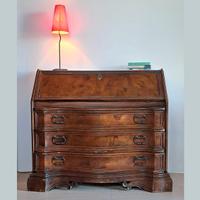 CASSETTIERA E SCRITTOIO