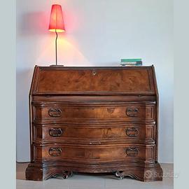 CASSETTIERA E SCRITTOIO