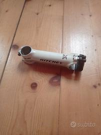 Attacco manubrio ritchey 130