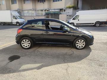 Peugeot 207 1.4HDi 3 p.neopatentati 1 proprietario