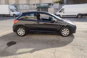 Peugeot 207 1.4HDi 3 p.neopatentati 1 proprietario