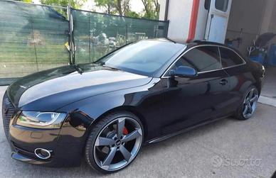 Audi A5 2.7.       ANNO 2010