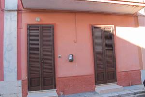 Trepuzzi abitazione indipendente mq 127