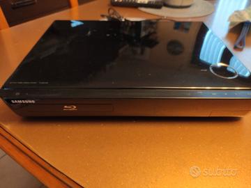 Lettore Blu-ray con impianto Dolby 5.1 