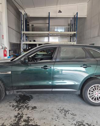 Jaguar F-Pace 2.0 D 180 CV AWD Pure Senza Motore