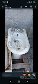 r.e.g.a.l.o. bidet e cassetta water