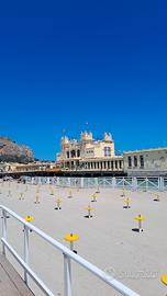 Mondello a pochi passi dalla piazza 