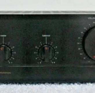 Luxman LV92 amplificatore integrato. Made in Japan