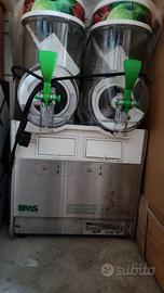 Granitore, estrattore dì frutta e tostiera salaman