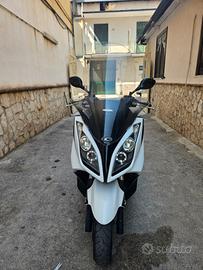 Kymco Downtown 300i