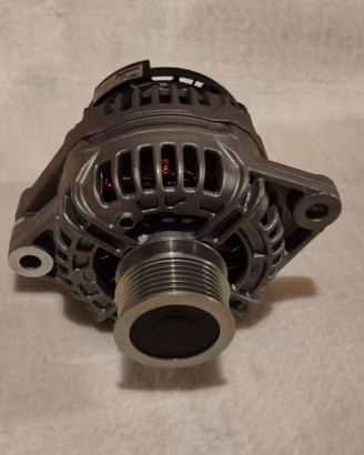 Alternatore Nuovo Bosch 0124425100 (14V / 120A)
