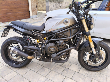 Leoncino 800 2023 pari al nuovo accessoriato