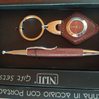 Niji gift set - penna in acciaio con portachiavi o