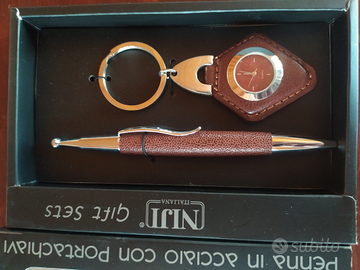 Niji gift set - penna in acciaio con portachiavi o