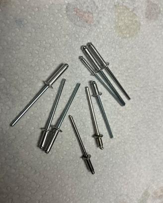 Set rivetti a strappo misti Alluminio/inox