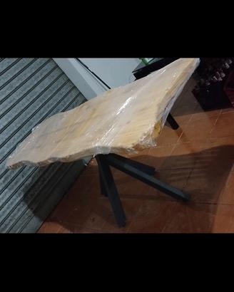 tavolo in legno 