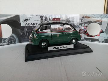 Modello auto fiat 600 multipla taxi miniminiera