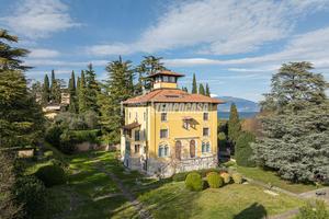 Bilocale esclusivo nella storica villa di Maria Ca