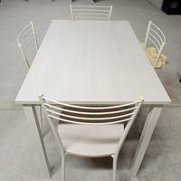 tavolo allungabile come nuovo + 4 sedie