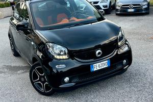 " UNA CHICCA " Smart ForFour 70 1.0 twinamic Pas