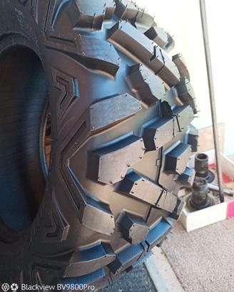 Gomme e cerchi quad Polaris ed altri