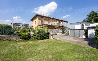 AMPIO QUADRILOCALE CON SOLAIO E GIARDINO!