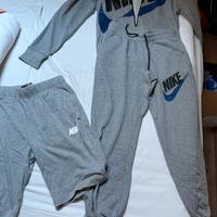 Completo NIKE + pantaloncini corti Nike
